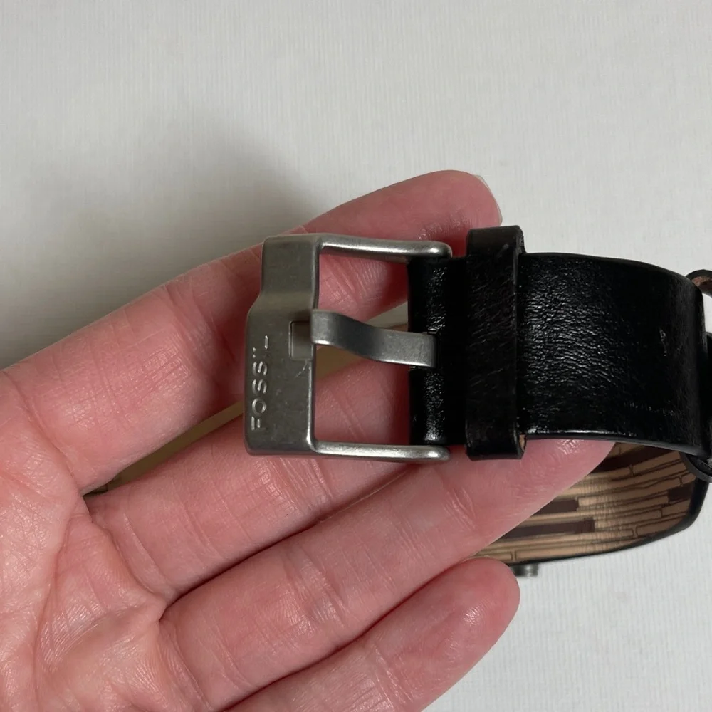 Fossil stylish black